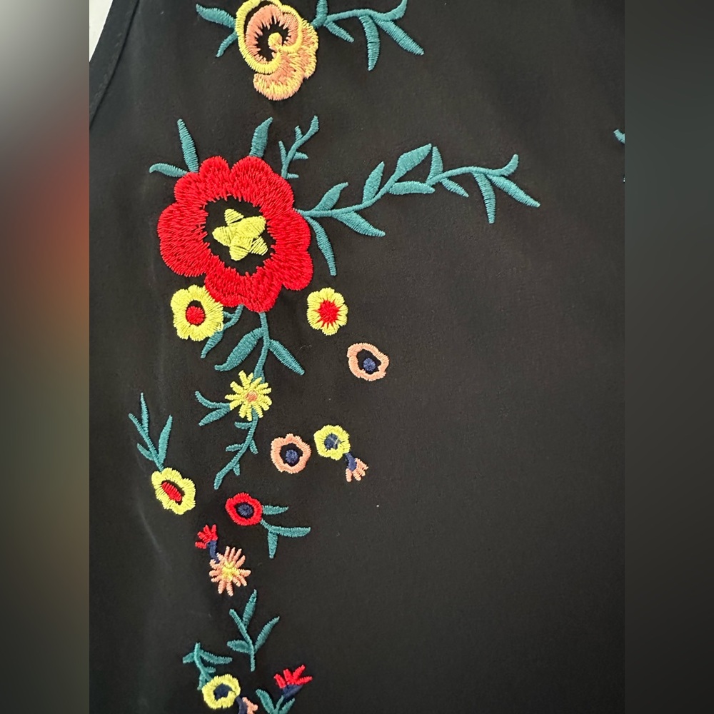 SHEIN Black Floral Embroidered Halter Top XS Boho Summer Cami - Picture 3 of 6